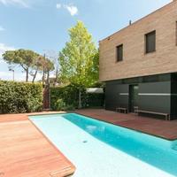 Villa in Spain, Catalunya, Barcelona, 831 sq.m.
