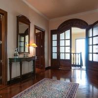 Villa in Spain, Catalunya, Barcelona, 437 sq.m.