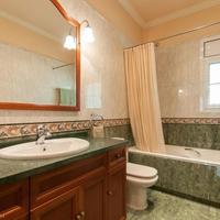 Villa in Spain, Catalunya, Barcelona, 437 sq.m.