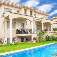 Villa in Spain, Catalunya, Begur, 400 sq.m.