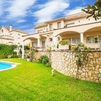 Villa in Spain, Catalunya, Begur, 400 sq.m.
