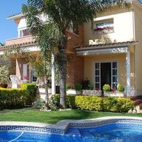 Дом в Испании, Каталония, Багур, 400 кв.м.