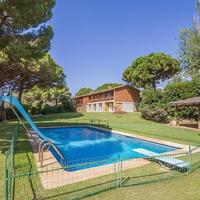 Villa in Spain, Catalunya, Begur, 800 sq.m.