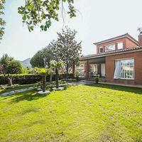 House in the city center in Spain, Catalunya, Begur, 405 sq.m.