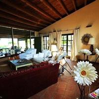 Villa in Spain, Catalunya, Girona, 400 sq.m.