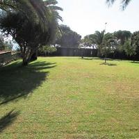 House at the first line of the sea / lake in Spain, Catalunya, Girona, 500 sq.m.