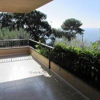 House at the first line of the sea / lake in Spain, Catalunya, Girona, 500 sq.m.