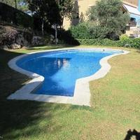 House at the first line of the sea / lake in Spain, Catalunya, Girona, 500 sq.m.