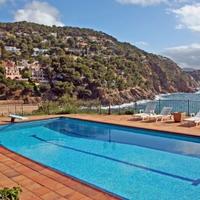 Villa in Spain, Catalunya, Girona, 537 sq.m.