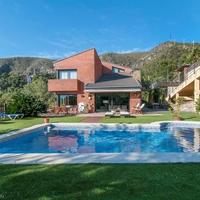 Дом в Испании, Каталония, Багур, 535 кв.м.