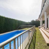 Дом в Испании, Каталония, Багур, 450 кв.м.