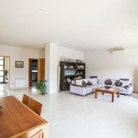 Дом в Испании, Каталония, Багур, 450 кв.м.