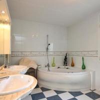 Дом в Испании, Каталония, Жирона, 319 кв.м.