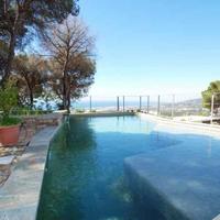 Дом в Испании, Каталония, Багур, 310 кв.м.