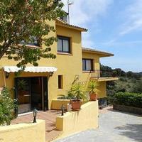 Дом в Испании, Каталония, Багур, 267 кв.м.