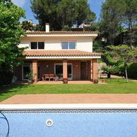 House in the city center in Spain, Catalunya, Begur, 252 sq.m.