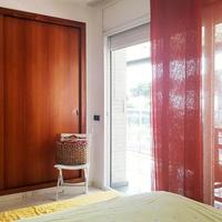 Flat at the first line of the sea / lake in Spain, Catalunya, Girona, 85 sq.m.