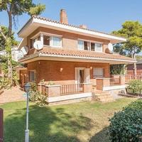 House in Spain, Catalunya, Begur, 420 sq.m.