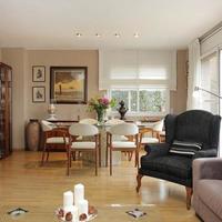 Таунхаус в Испании, Каталония, Барселона, 230 кв.м.