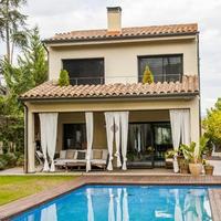 Вилла в Испании, Каталония, Багур, 380 кв.м.