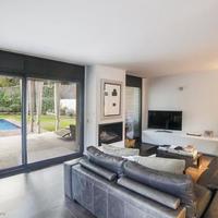 Вилла в Испании, Каталония, Багур, 380 кв.м.