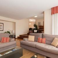 Villa in Spain, Catalunya, Barcelona, 438 sq.m.