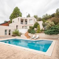 Villa in Spain, Catalunya, Barcelona, 438 sq.m.