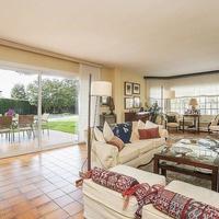 Вилла в Испании, Каталония, Багур, 615 кв.м.