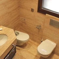 Дом на первой линии моря/озера в Испании, Каталония, Жирона, 190 кв.м.