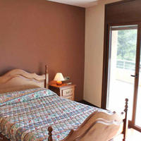 Дом на первой линии моря/озера в Испании, Каталония, Жирона, 190 кв.м.