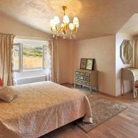 House in Spain, Catalunya, Girona, 300 sq.m.