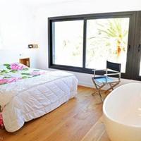 House in Spain, Catalunya, Girona, 260 sq.m.