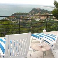 House in Spain, Catalunya, Girona, 375 sq.m.