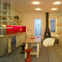 Townhouse in the city center in Spain, Catalunya, Girona, 100 sq.m.