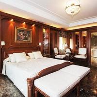 Villa in Spain, Catalunya, Barcelona, 660 sq.m.