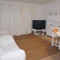 Квартира на первой линии моря/озера в Испании, Каталония, Багур, 80 кв.м.