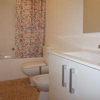 Квартира на первой линии моря/озера в Испании, Каталония, Багур, 80 кв.м.