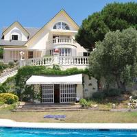 Вилла в Испании, Каталония, Багур, 325 кв.м.