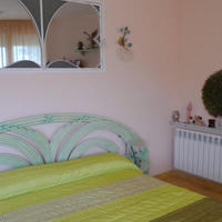 Дом на первой линии моря/озера в Испании, Каталония, Жирона, 420 кв.м.