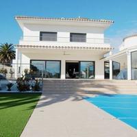 House in Spain, Catalunya, Girona, 206 sq.m.