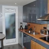 Квартира на первой линии моря/озера в Испании, Каталония, Багур, 140 кв.м.