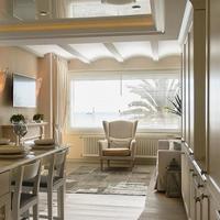 Flat at the first line of the sea / lake in Spain, Catalunya, Girona, 70 sq.m.