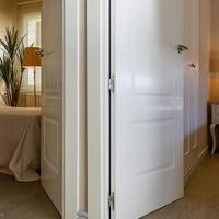 Flat at the first line of the sea / lake in Spain, Catalunya, Girona, 70 sq.m.