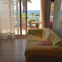 Flat at the first line of the sea / lake in Spain, Catalunya, Girona, 77 sq.m.