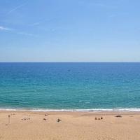 Квартира на первой линии моря/озера в Испании, Каталония, Жирона, 54 кв.м.