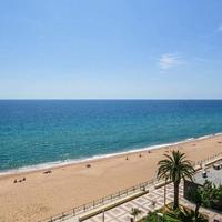 Квартира на первой линии моря/озера в Испании, Каталония, Жирона, 54 кв.м.