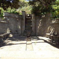 Дом на первой линии моря/озера в Испании, Каталония, Жирона, 700 кв.м.