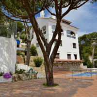 Дом в Испании, Каталония, Жирона, 400 кв.м.