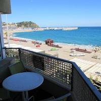 Квартира на первой линии моря/озера в Испании, Каталония, Жирона, 100 кв.м.