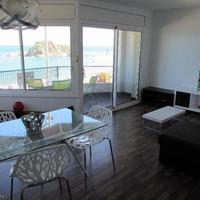 Квартира на первой линии моря/озера в Испании, Каталония, Жирона, 100 кв.м.